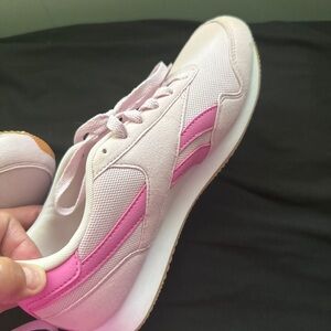 Reebok Women's Pink Sneakers
